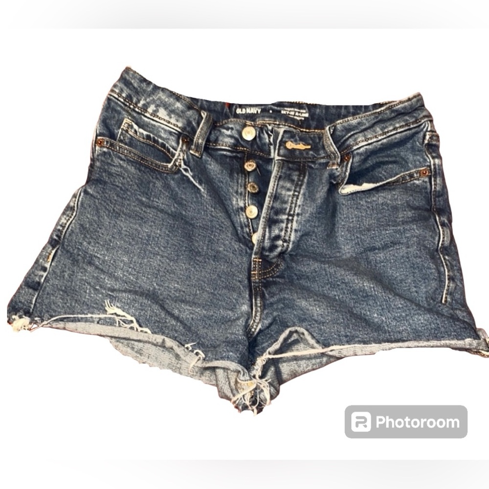 Old Navy High Waist denim shorts! Size 8